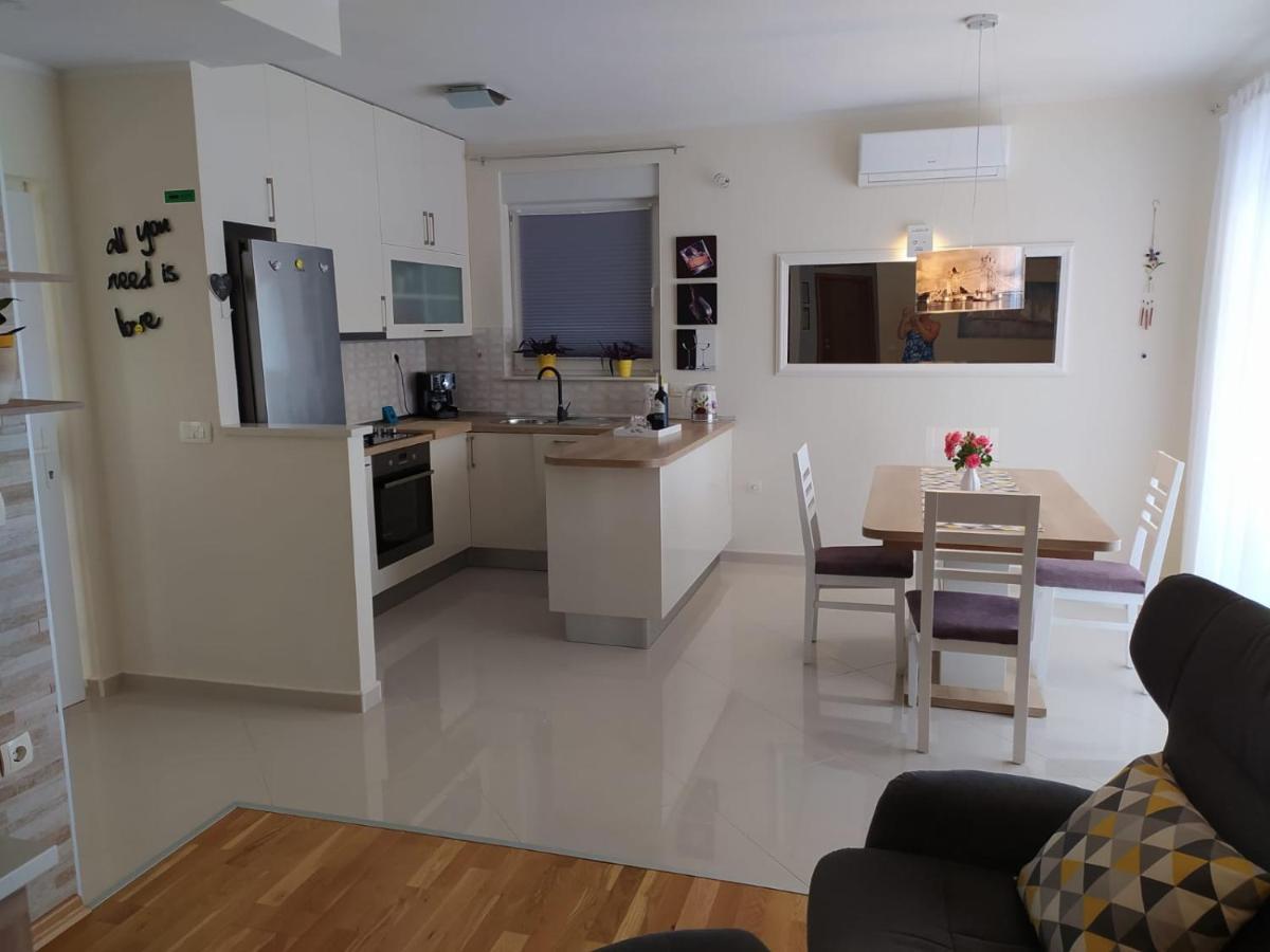 Apartman Pejic,Makarska,Veliko Brdo Extérieur photo